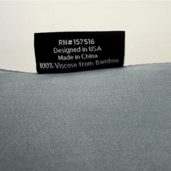 Luxome Sheet Set CAL KING Ocean Blue 100% Viscose Bamboo Cooling Soft Bedding - Picture 7 of 9